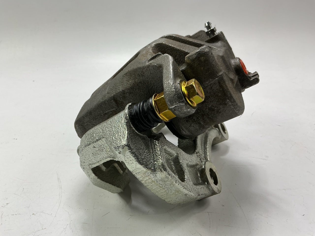 MISSING HARDWARE - REMAN. Nugeon 99-00619B Front Right Brake Caliper 06-08 350Z