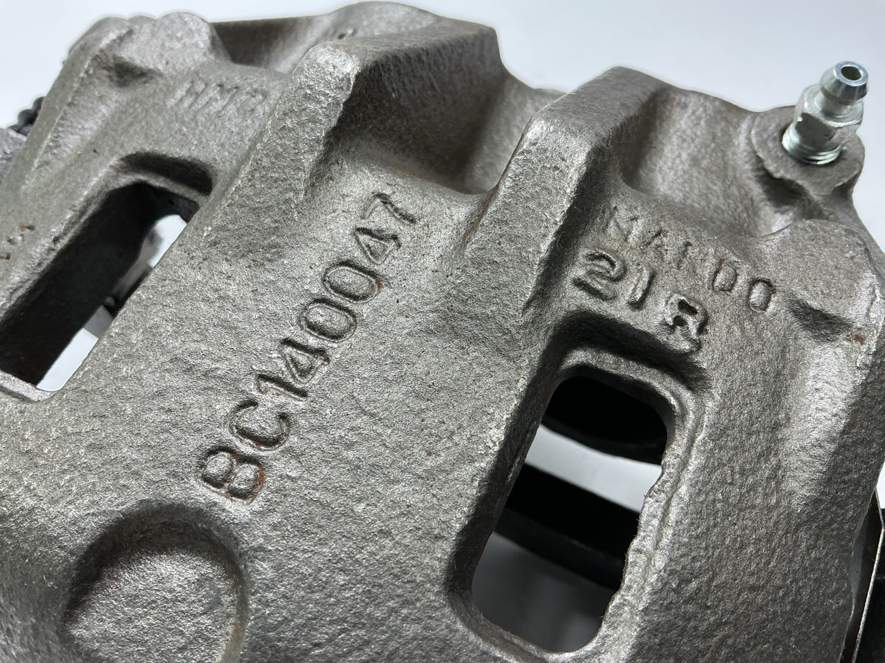 REMAN. Nugeon 99-00815A Front Left Disc Brake Caliper