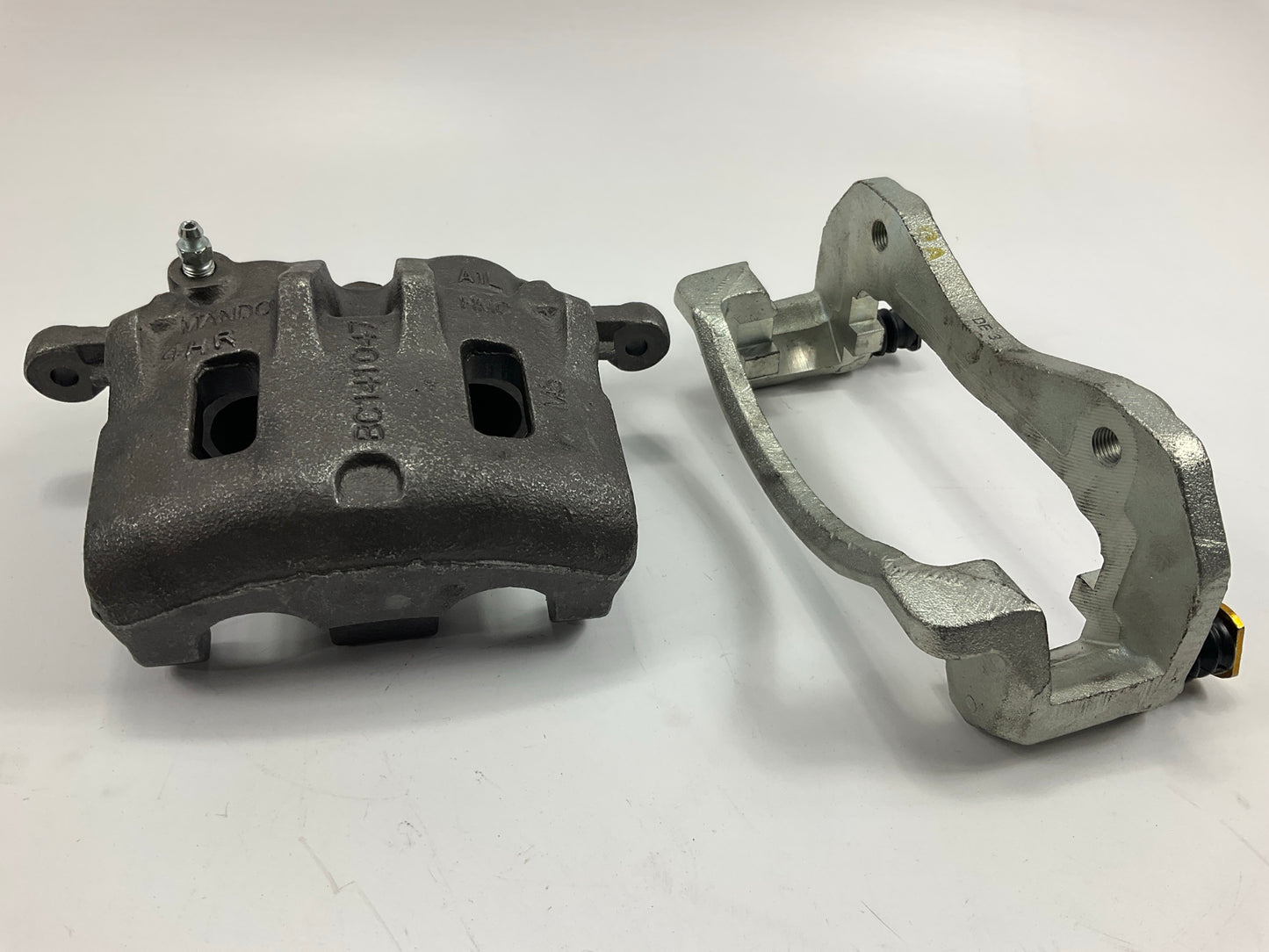 NO HARDWARE - REMAN. Nugeon 99-00816B Front Right Passenger Side Brake Caliper