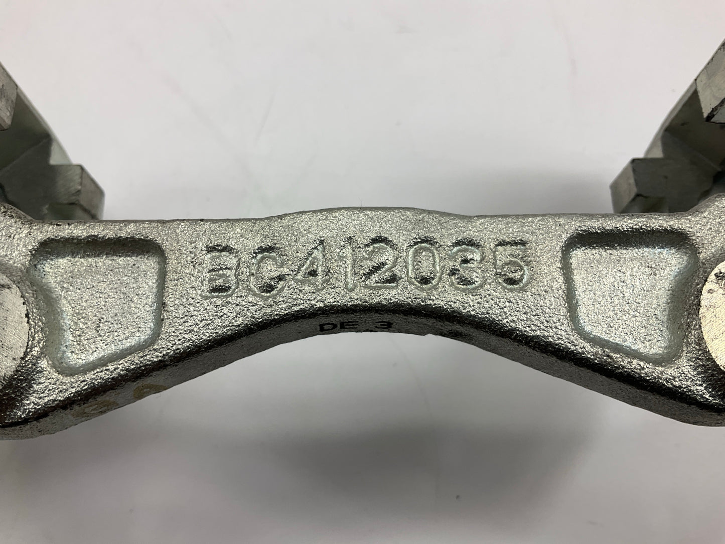 NO HARDWARE - REMAN. Nugeon 99-00816B Front Right Passenger Side Brake Caliper