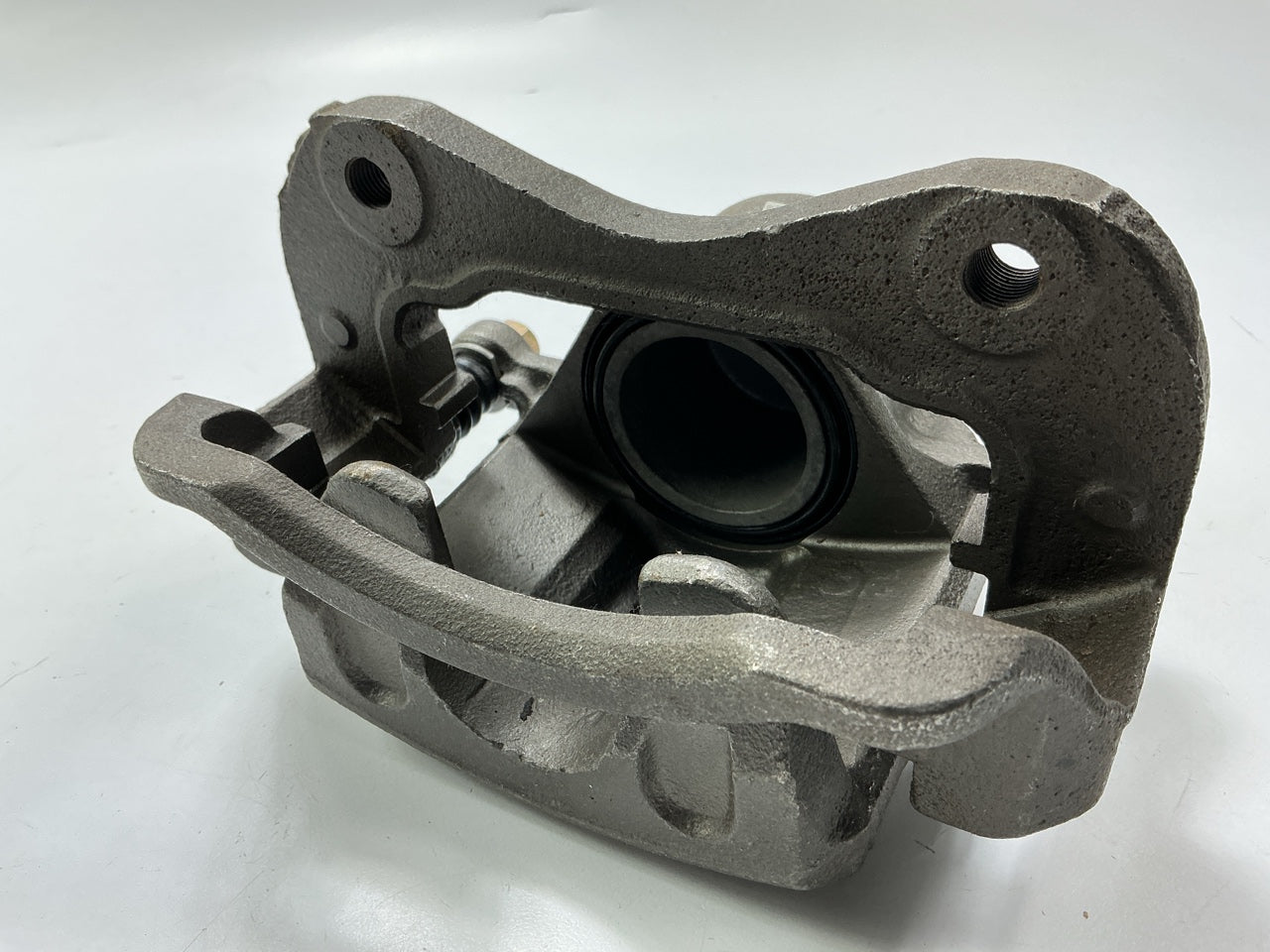 Missing Brake Pad Clips - REMAN. Nugeon 99-00840A Front Left Brake Caliper