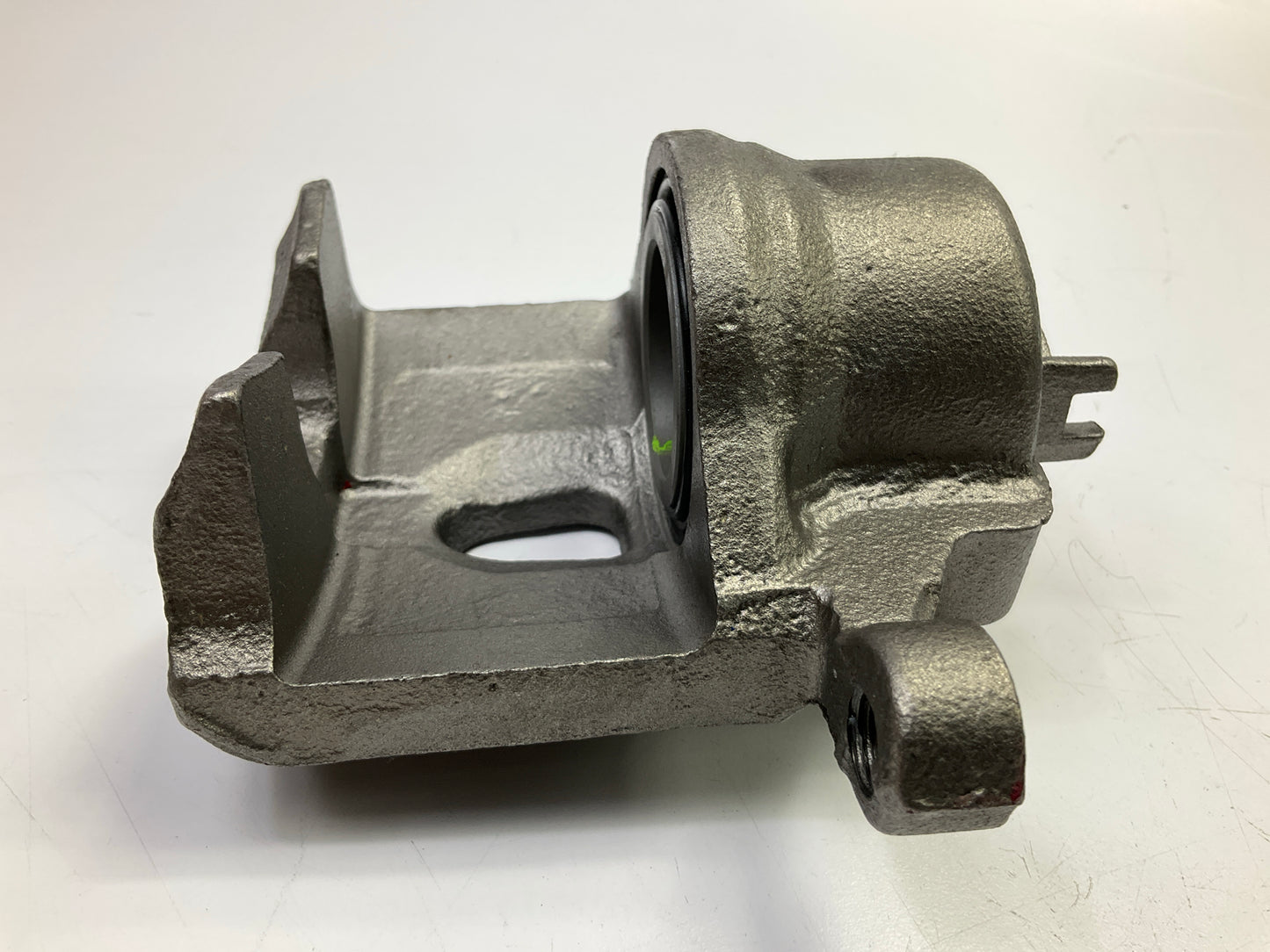NO HARDWARE - REMAN. Nugeon 99-00943B Front Right Brake Caliper