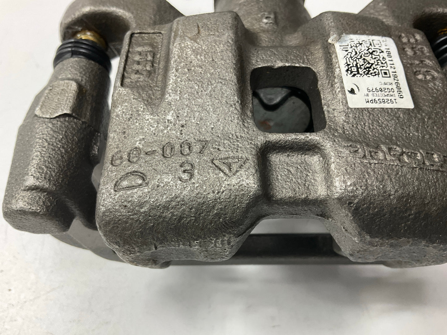 NO HARDWARE & BRACKET REMAN. Nugeon 99-01163B Rear Right Brake Caliper