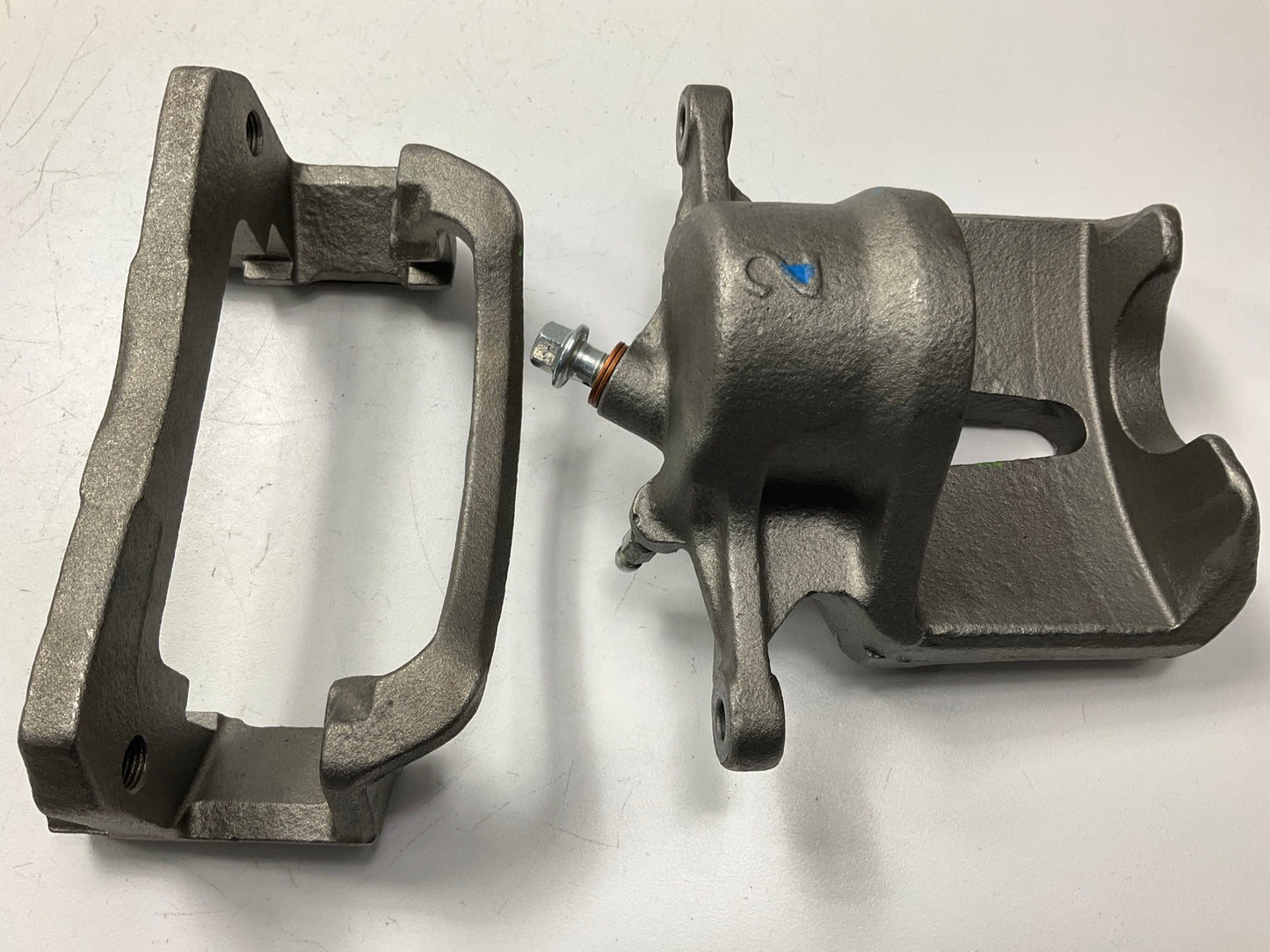 NO HARDWARE - REMAN. Nugeon 99-01562A Front Left Brake Caliper
