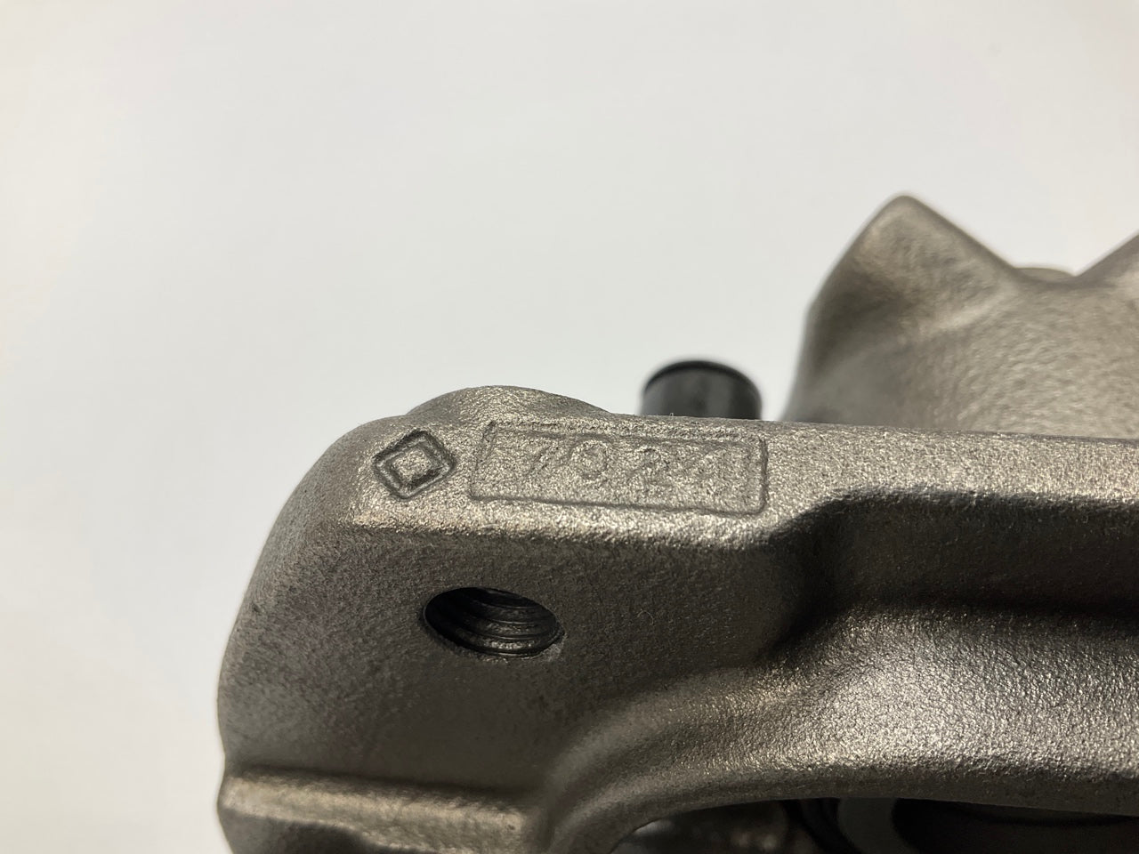 NO HARDWARE - REMAN. Nugeon 99-02344B Front Left Brake Caliper