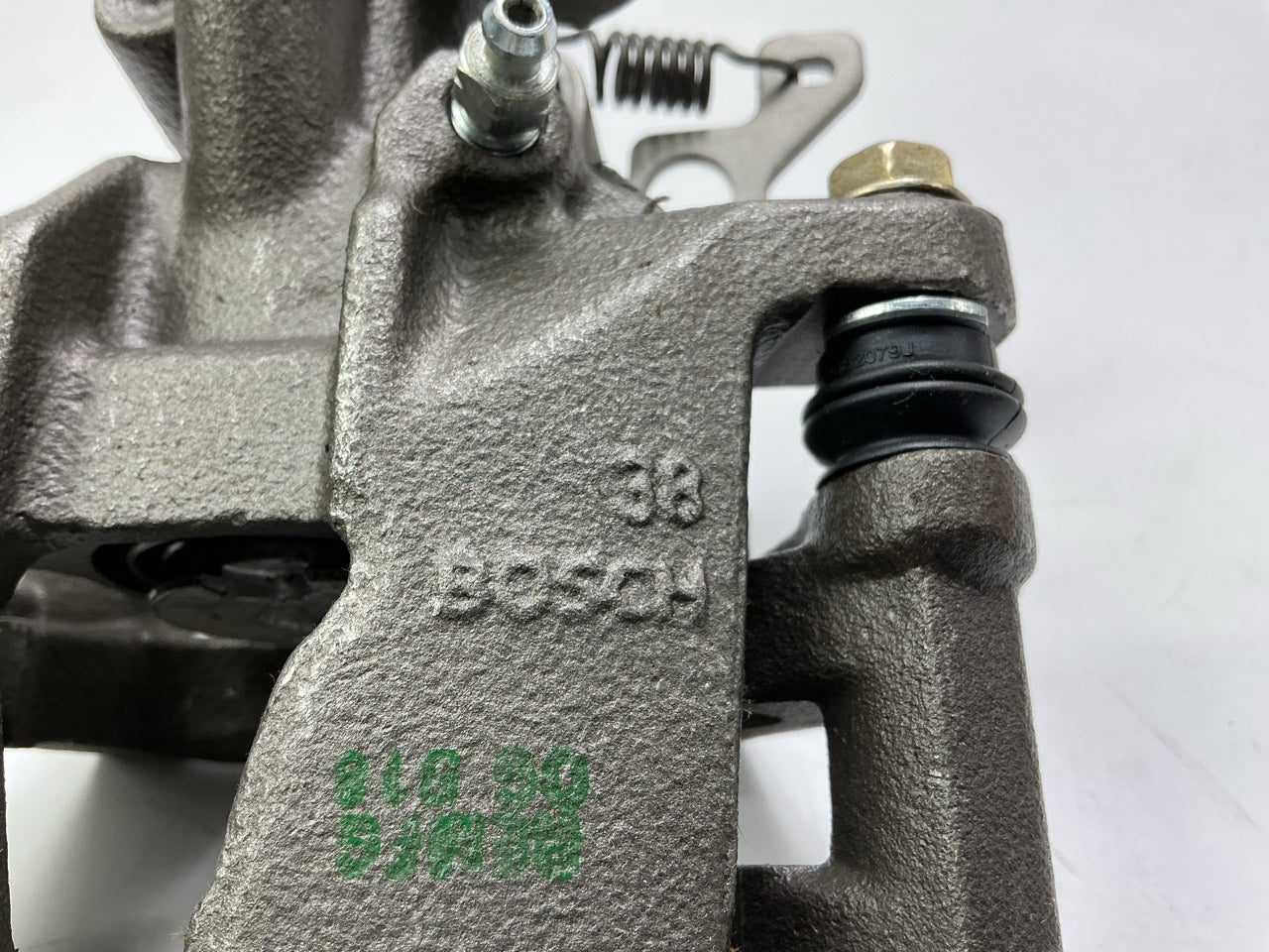 REMAN. Nugeon 99-04812A Rear Right Brake Caliper For 2002-2004 Jaguar X-Type
