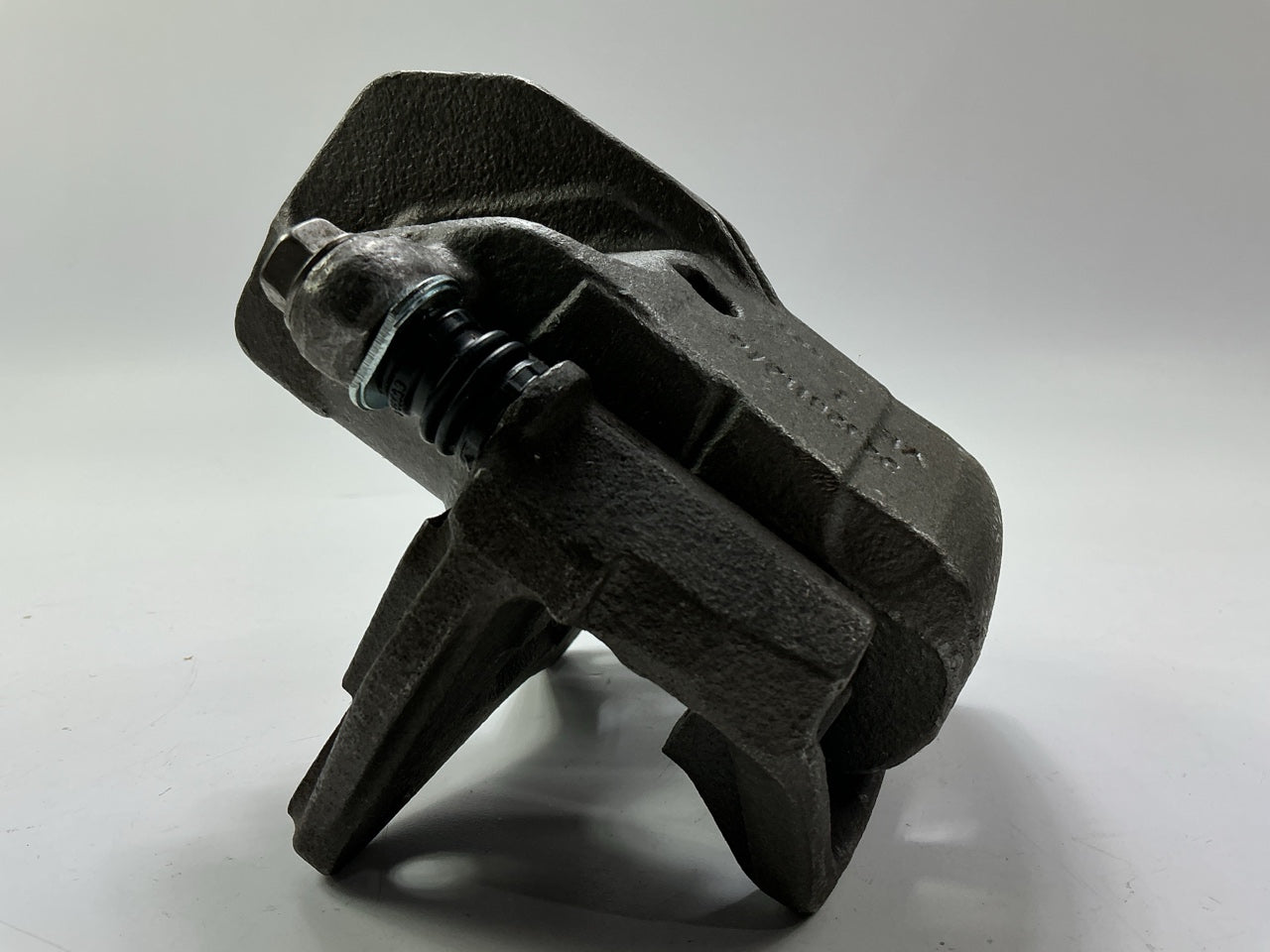 NO HARDWARE - REMAN. Nugeon 99-09322A Front Left Drivers Side Disc Brake Caliper