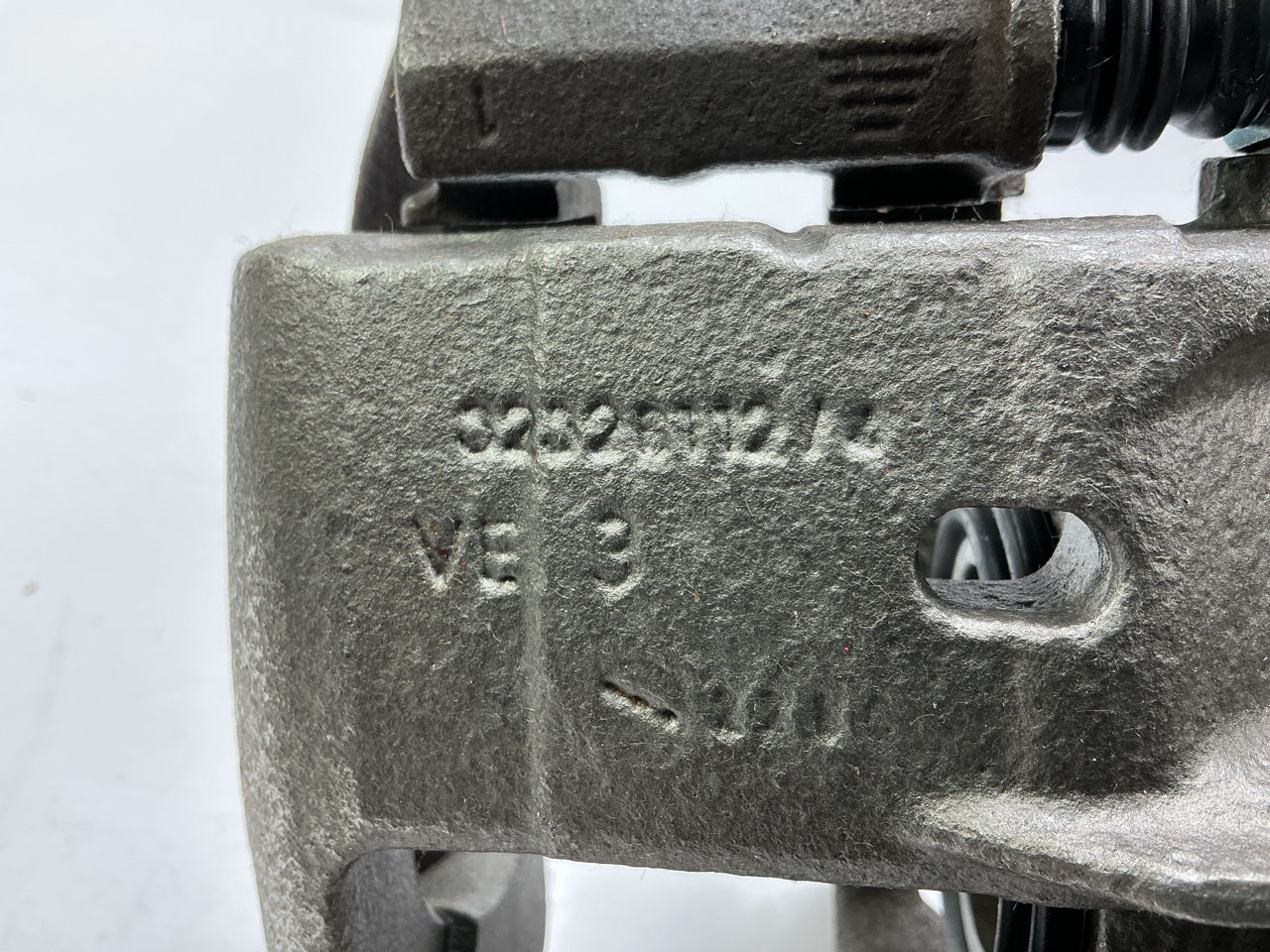 NO HARDWARE - REMAN. Nugeon 99-09322A Front Left Drivers Side Disc Brake Caliper