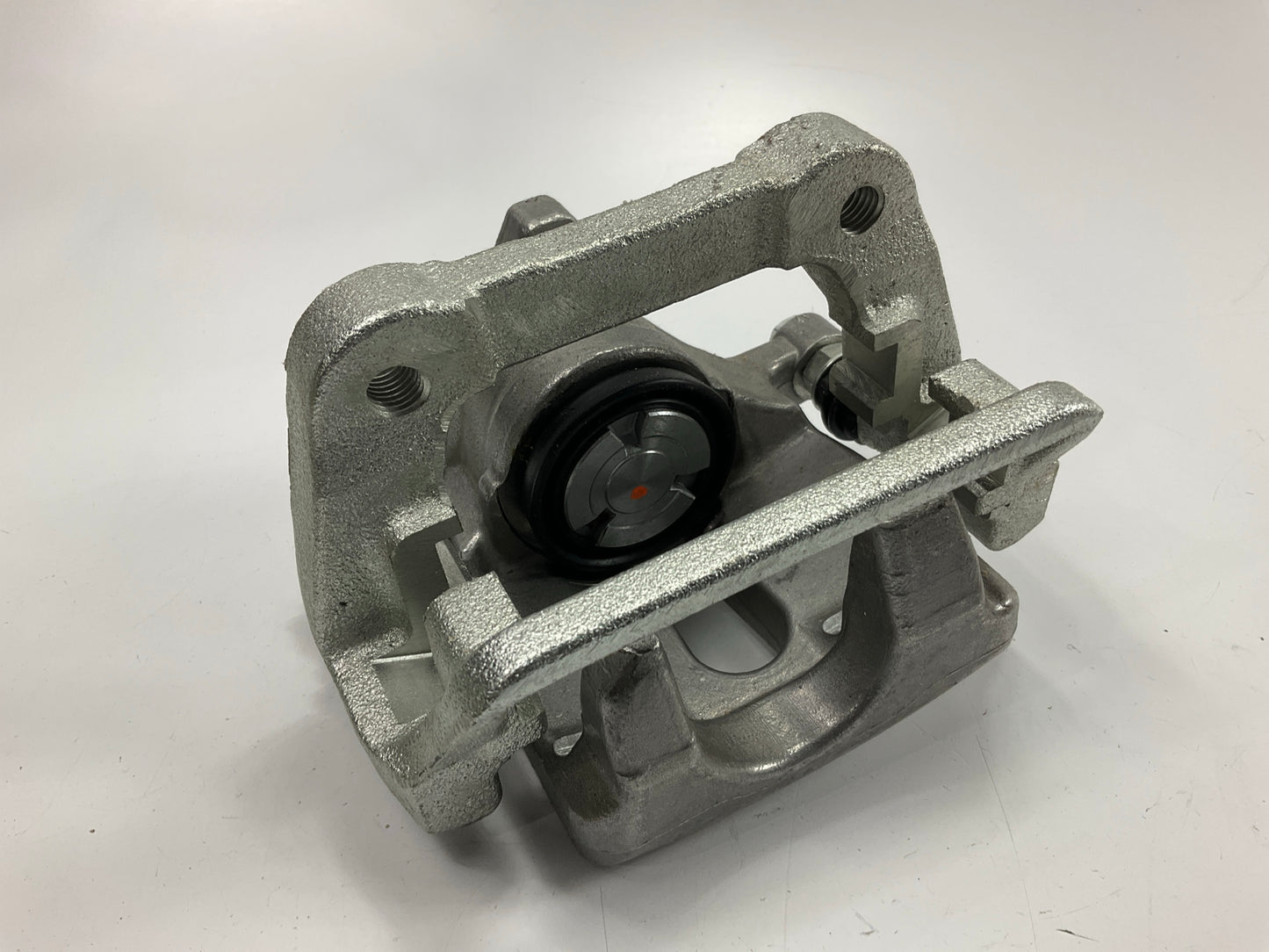 Comes As Shown REMAN. Nugeon 99-09357A Rear Right Brake Caliper