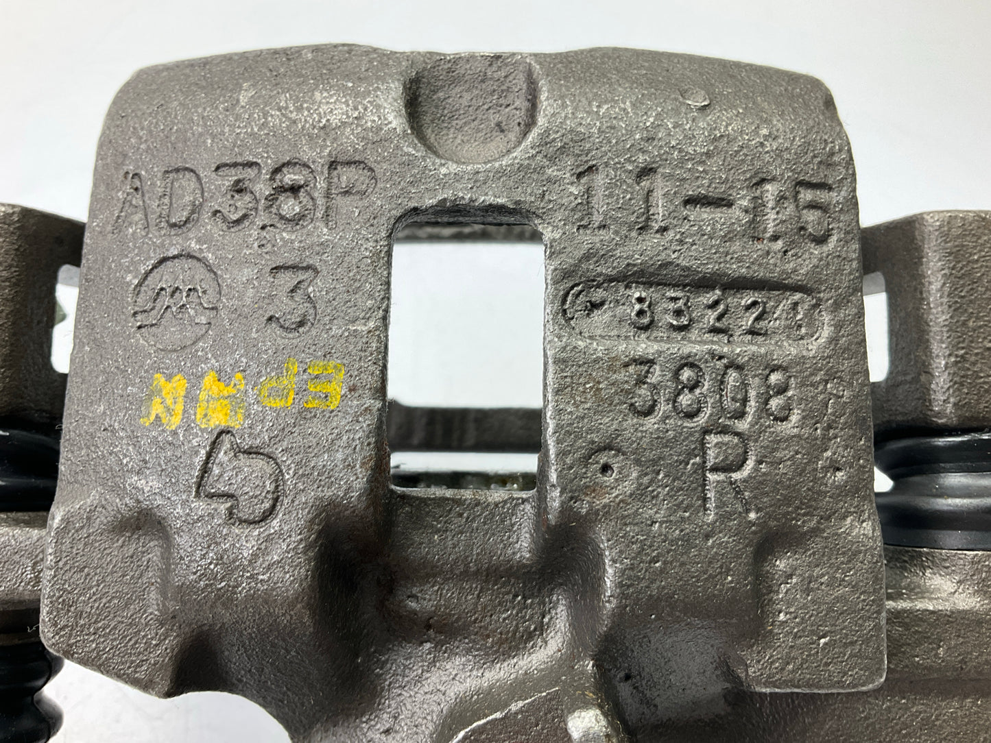 NO PARKING BRAKE BRACKE T- REMAN. Nugeon 99-17303B Rear Right Brake Caliper