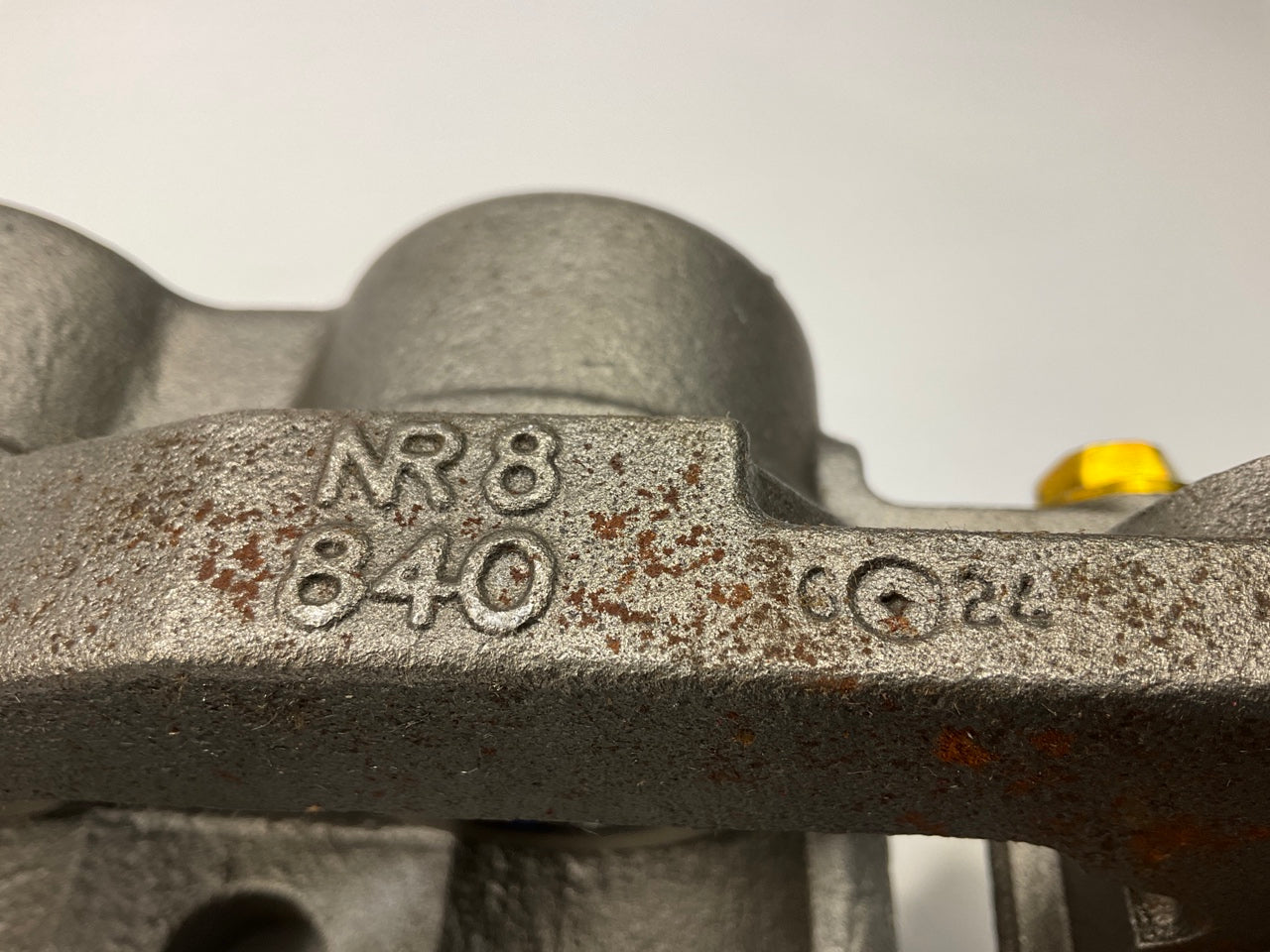 NO HARDWARE - REMAN. Nugeon 99-17318A Front Right Brake Caliper