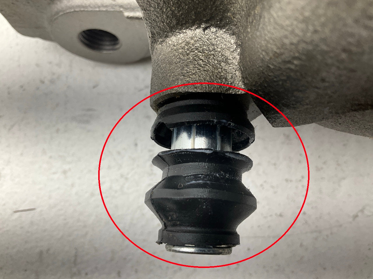 DAMAGED HARDWARE , See Photos REMAN. Nugeon 99-17361D Brake Caliper