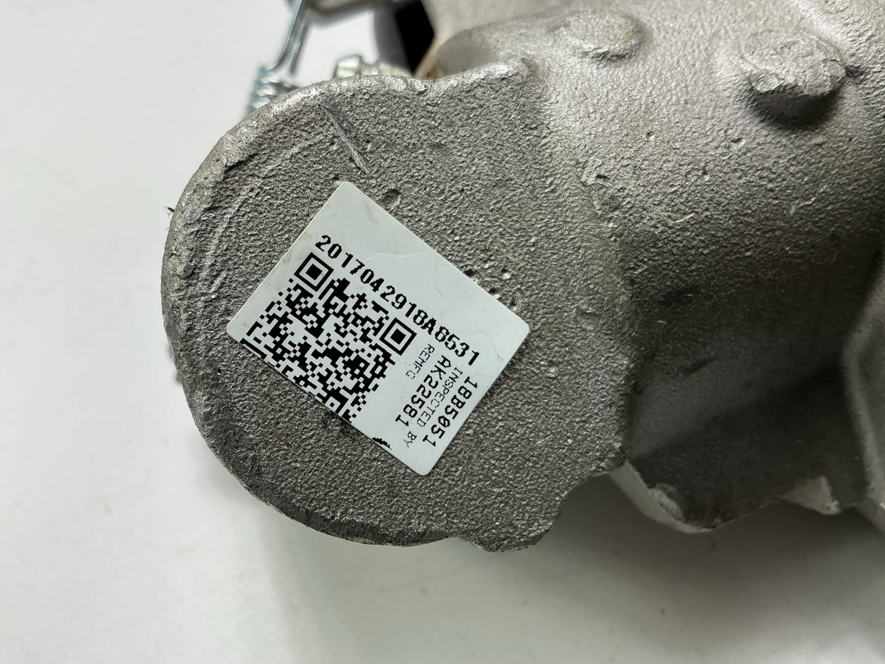 COMES AS SHOWN, AS IS. REMAN. Nugeon 99-17372B Rear Right Brake Caliper