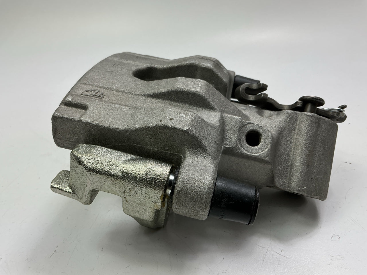 REMAN. Nugeon 99-17372B Rear Right Brake Caliper