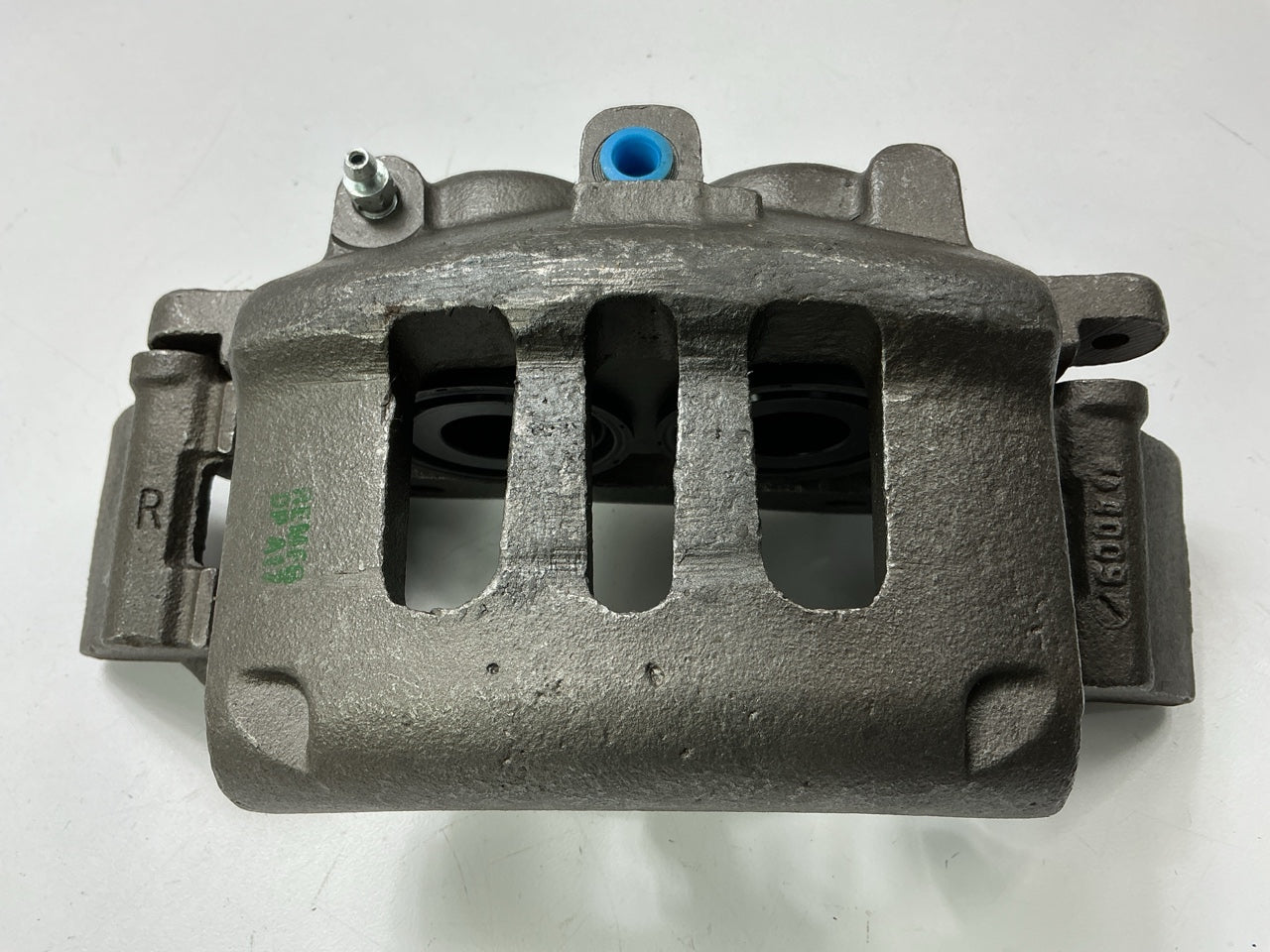 NO HARDWARE - REMAN. Nugeon 99-17684B Front Right Disc Brake Caliper