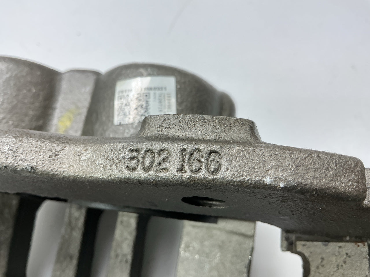 NO HARDWARE - REMAN. Nugeon 99-17684B Front Right Disc Brake Caliper