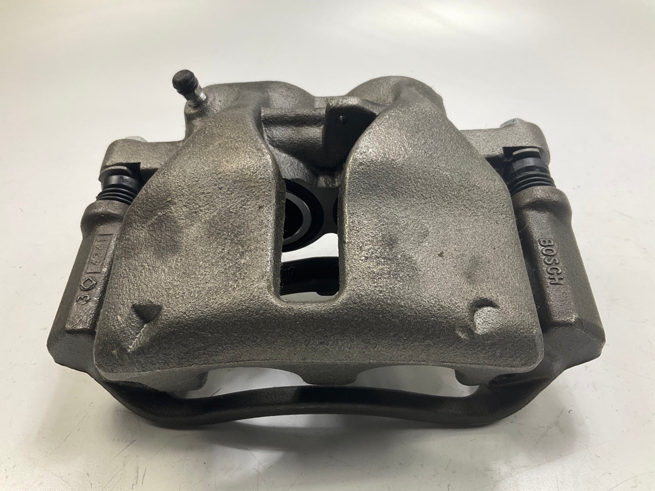 NO HARDWARE - REMAN. Nugeon 99-17746B Rear Right Brake Caliper