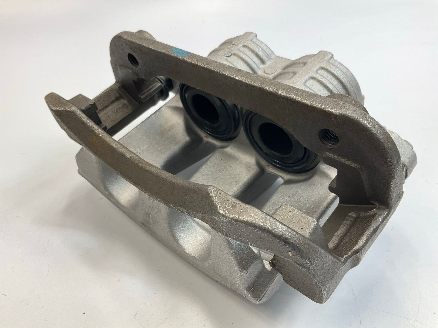 REMAN - Nugeon 99-17923A Front Right Disc Caliper For 2011-2014 Ford Mustang