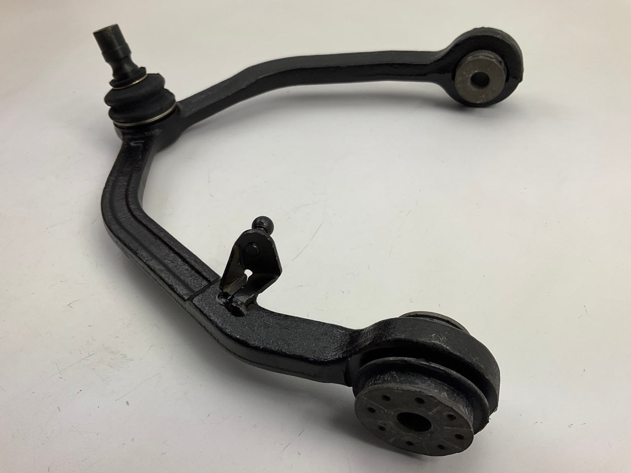 Oe Brand DM3548781 Front Left Upper Control Arm For 1993-1998 Lincoln Mark VIII