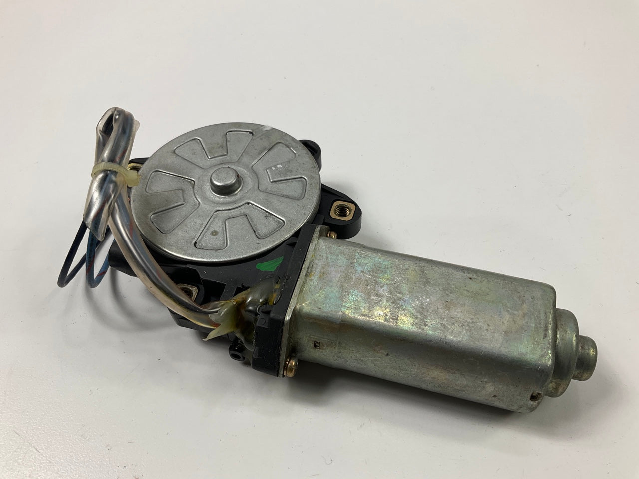 REMAN. OEM Remanufacturing 47-1349 FRONT LEFT Power Window Motor