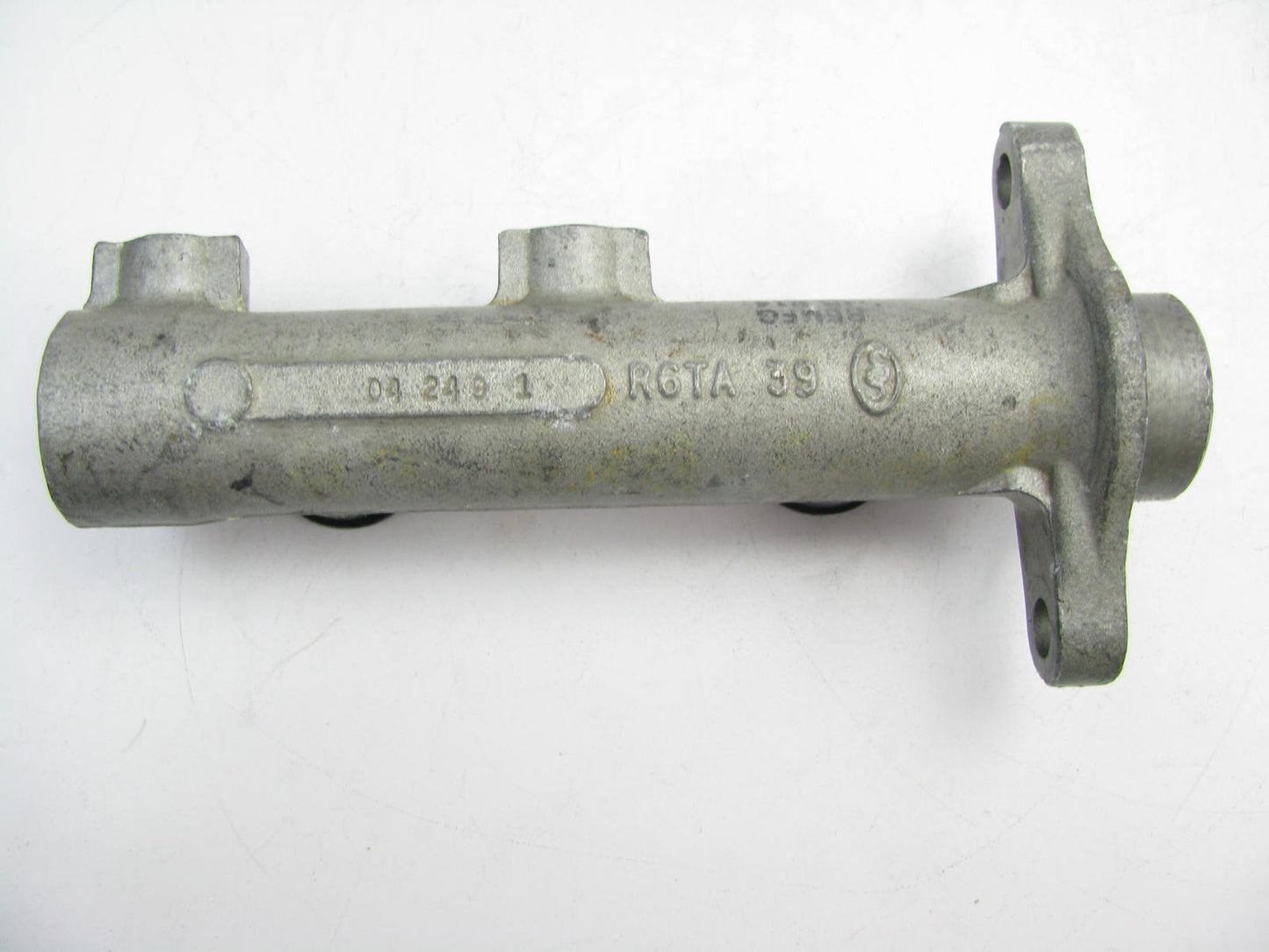 Oem Remanufacturing M2203 Reman Brake Master Cylinder W/O Reservoir