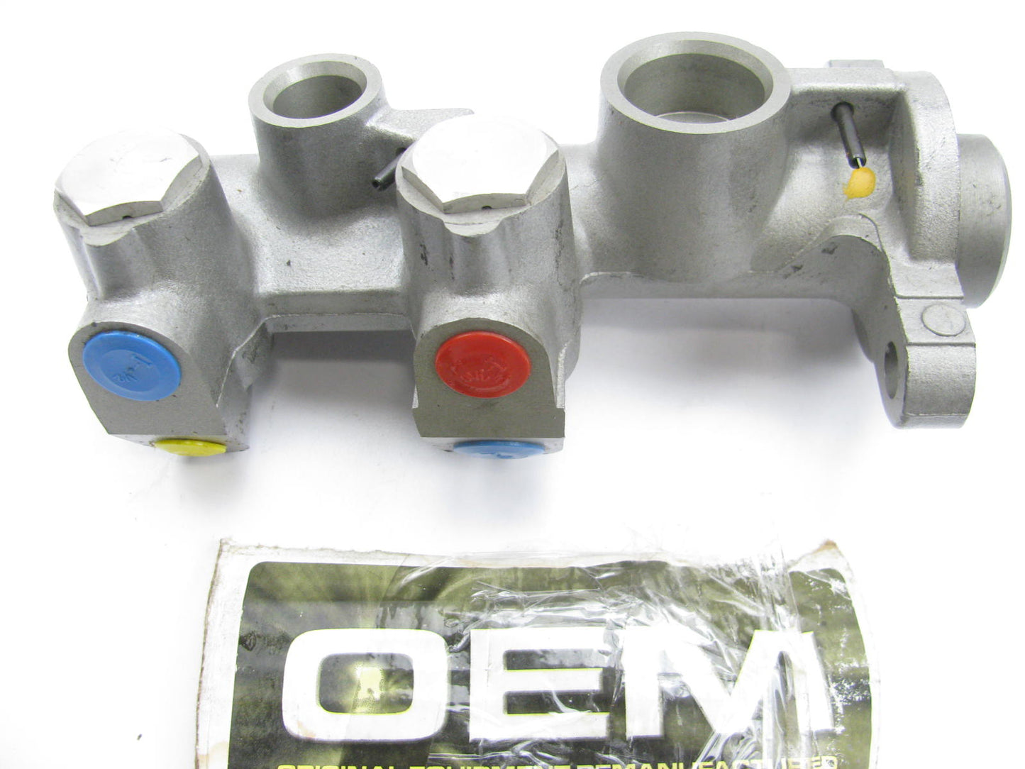 Oem Remanufacturing M2562 Reman Brake Master Cylinder W/O Reservoir