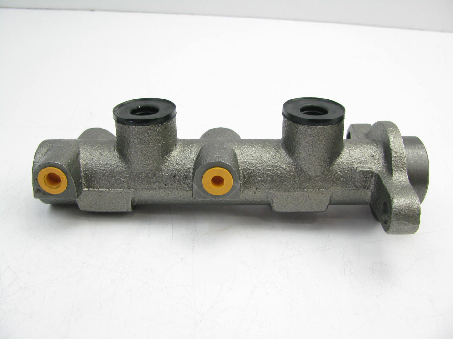 Oem Remanufacturing M2566 Reman Brake Master Cylinder W/O Reservoir