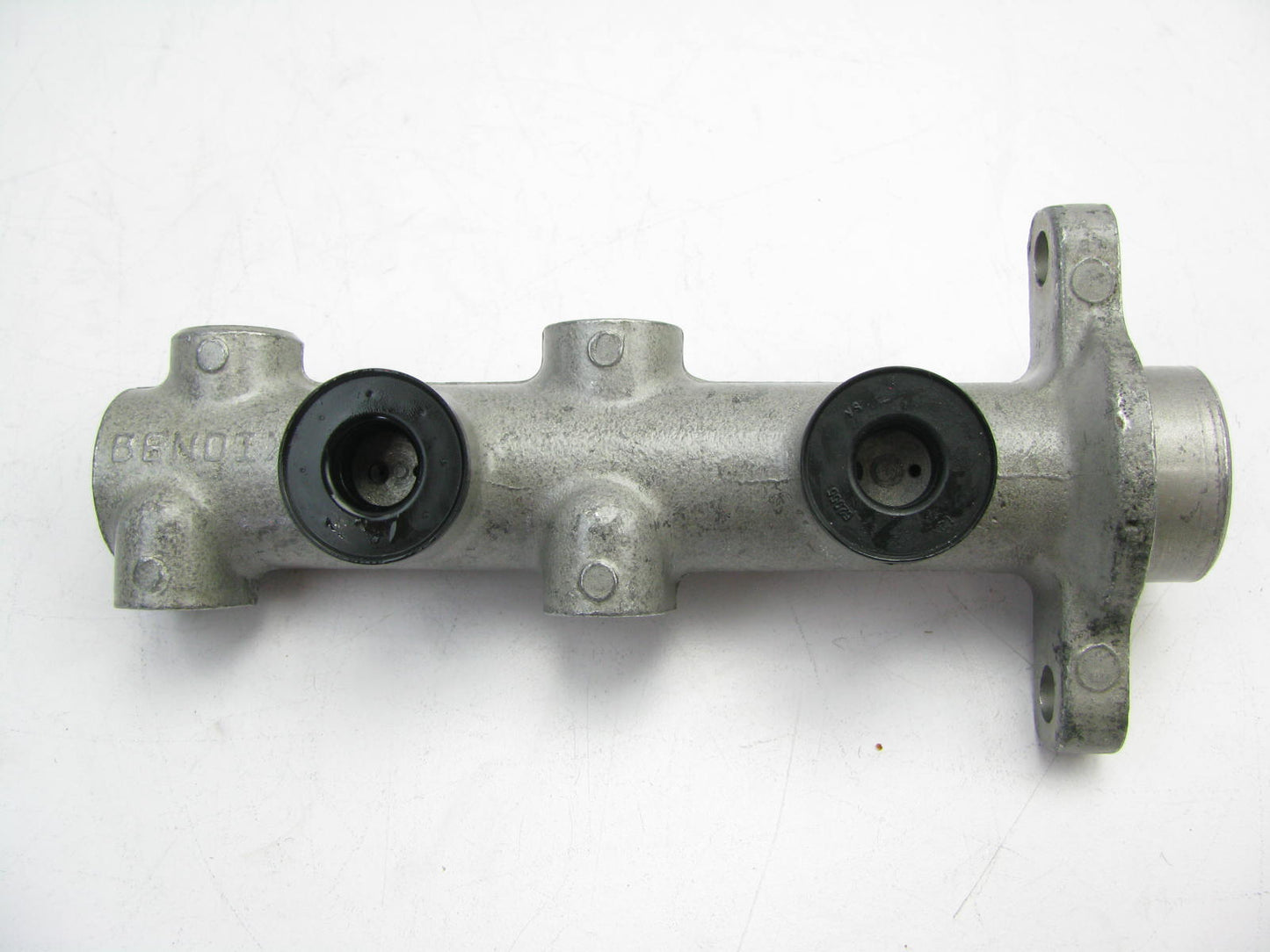 Oem Remanufacturing M2567 Reman Brake Master Cylinder W/O Reservoir