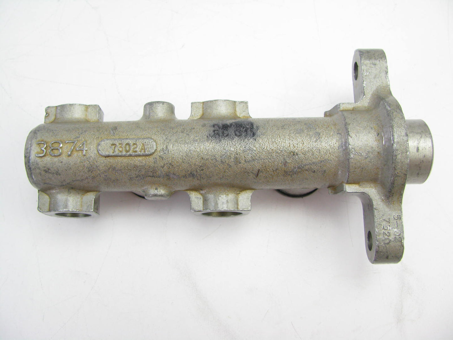 Oem Reman M2678 Brake Master Cylinder W/ O Reservoir 95-99 Neon W/ O ABS