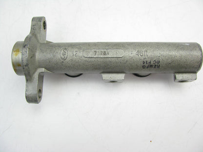 Oem Remanufacturing M2695 Reman Brake Master Cylinder W/O Reservoir