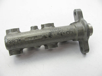 Oem Remanufacturing M2731 Reman Brake Master Cylinder W/O Reservoir