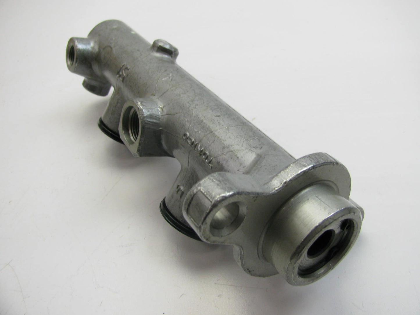 Oem Remanufacturing M3017 Reman Brake Master Cylinder W/O Reservoir