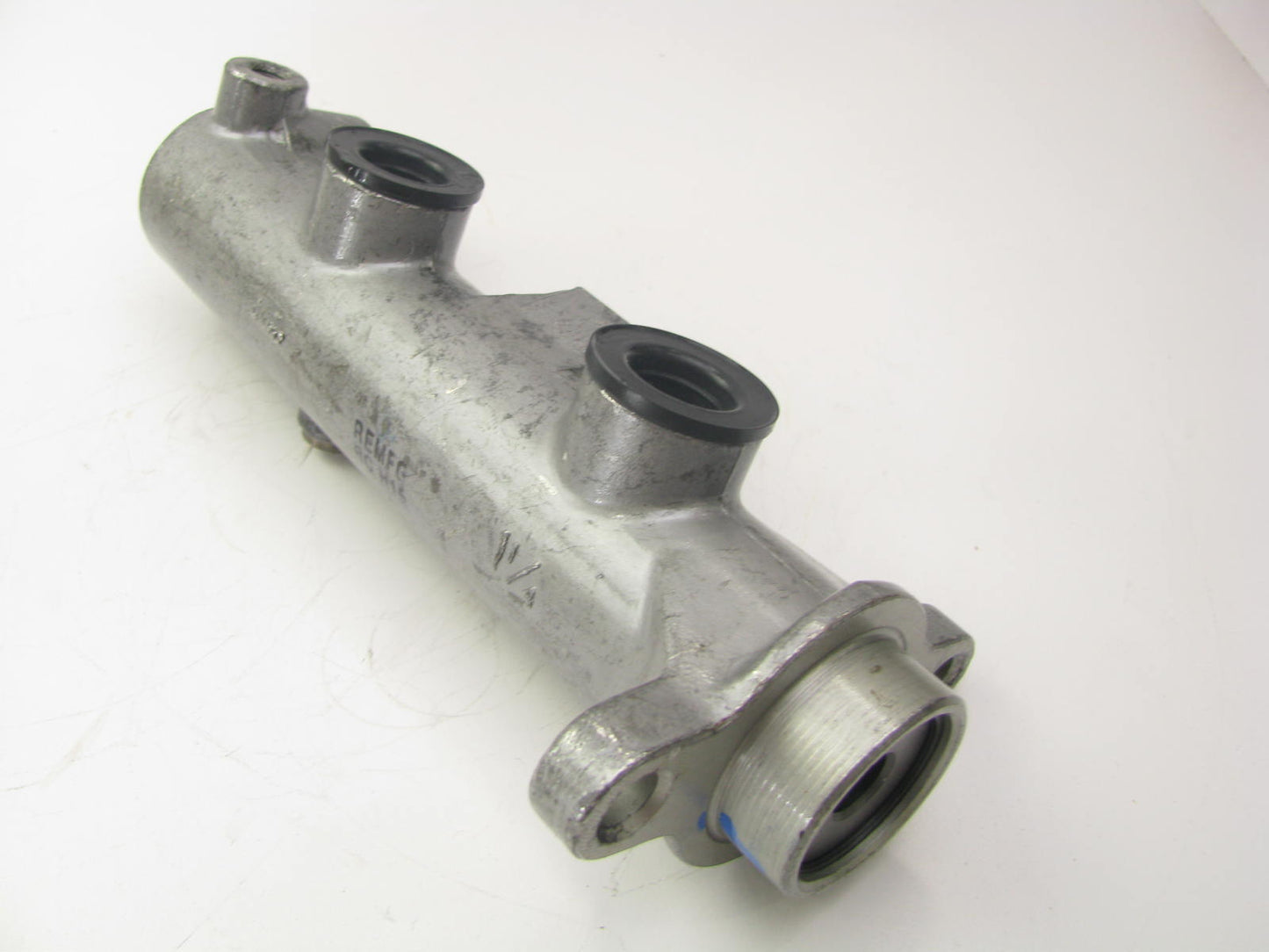 Oem Remanufacturing M3033 Reman Brake Master Cylinder W/O Reservoir
