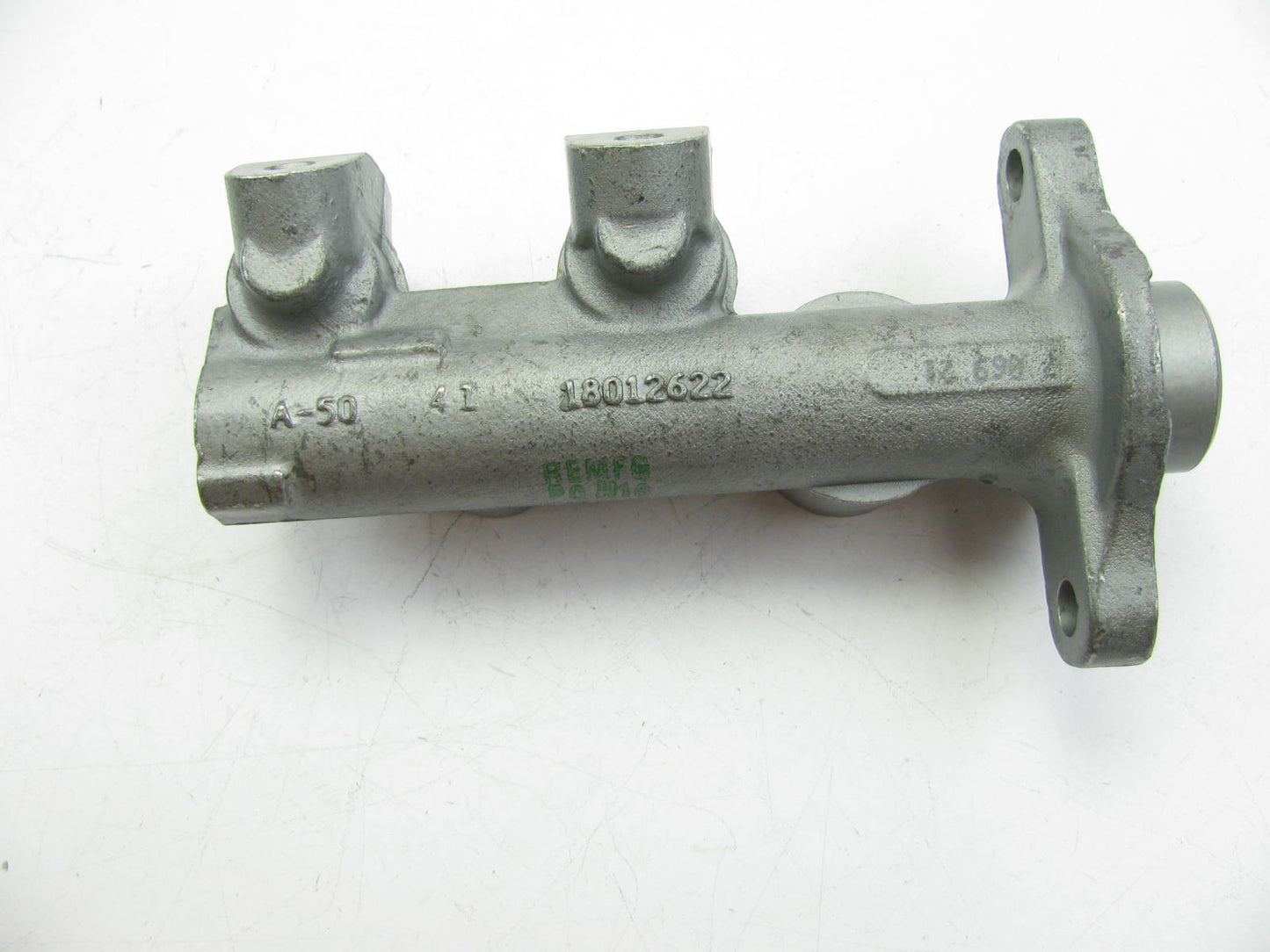 Oem Remanufacturing M3053 Reman Brake Master Cylinder W/O Reservoir