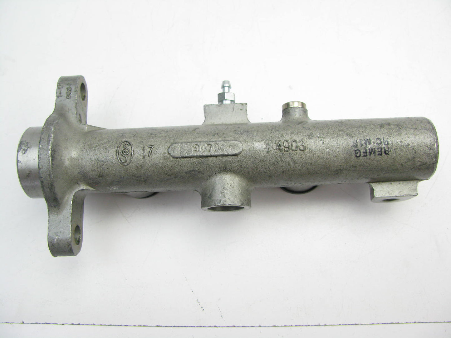 Oem Remanufacturing M3071 Brake Master Cylinder W/ O Reservoir REMAN