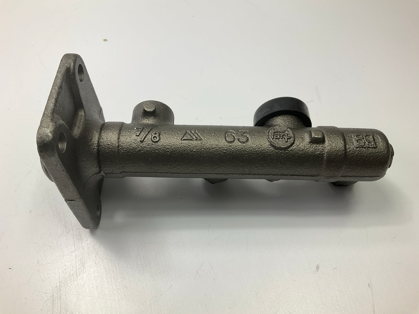 REMAN. Oem Remanufacturing M51894 Brake Master Cylinder, W/O RESERVOIR