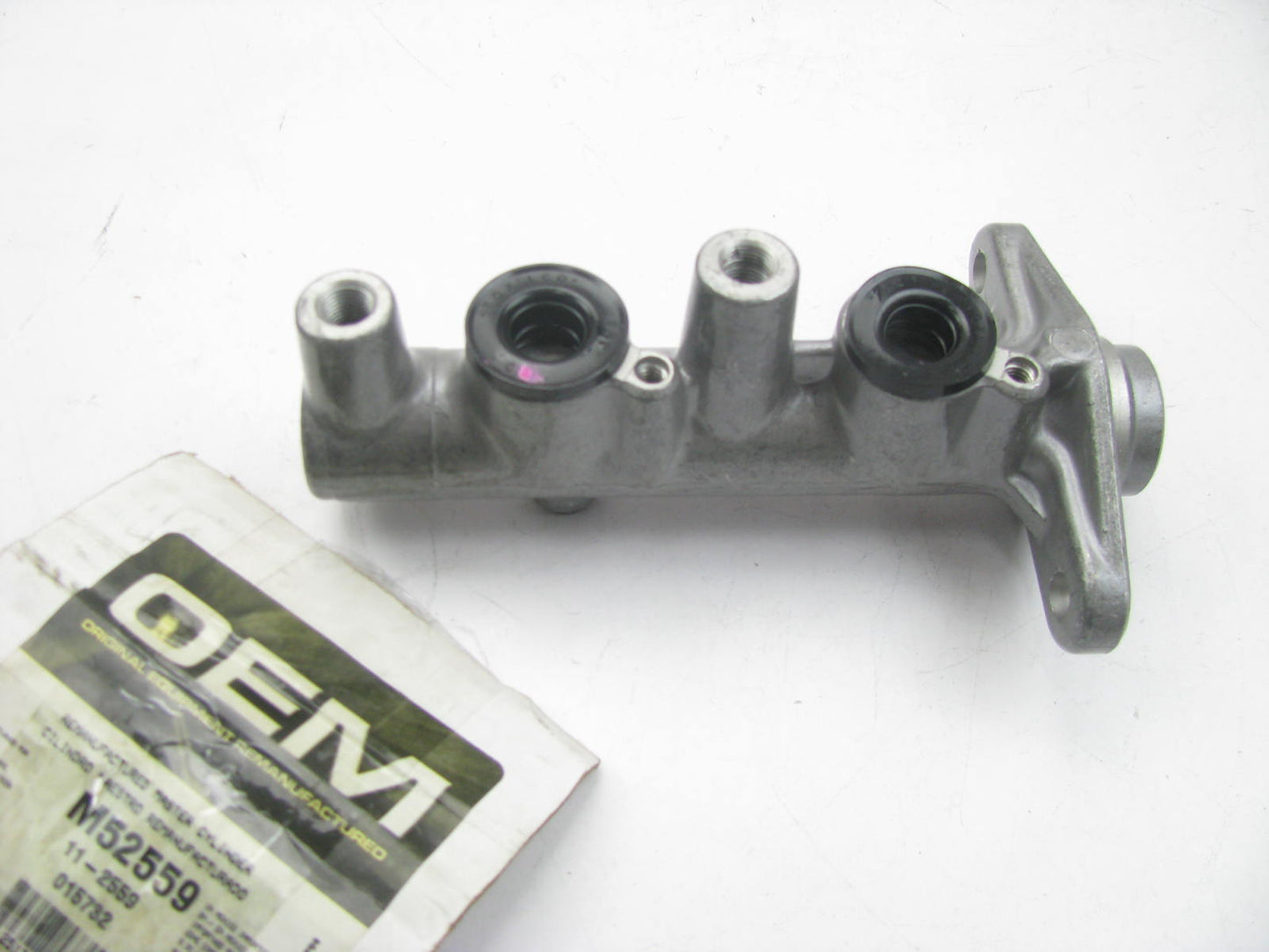 Oem M52559 Remanufactured Brake Master Cylinder W/O Reservoir