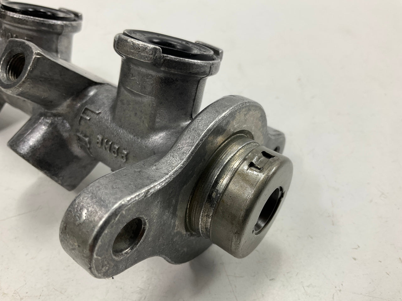 Oem Remanufacturing M52603 Reman Brake Master Cylinder W/O Reservoir