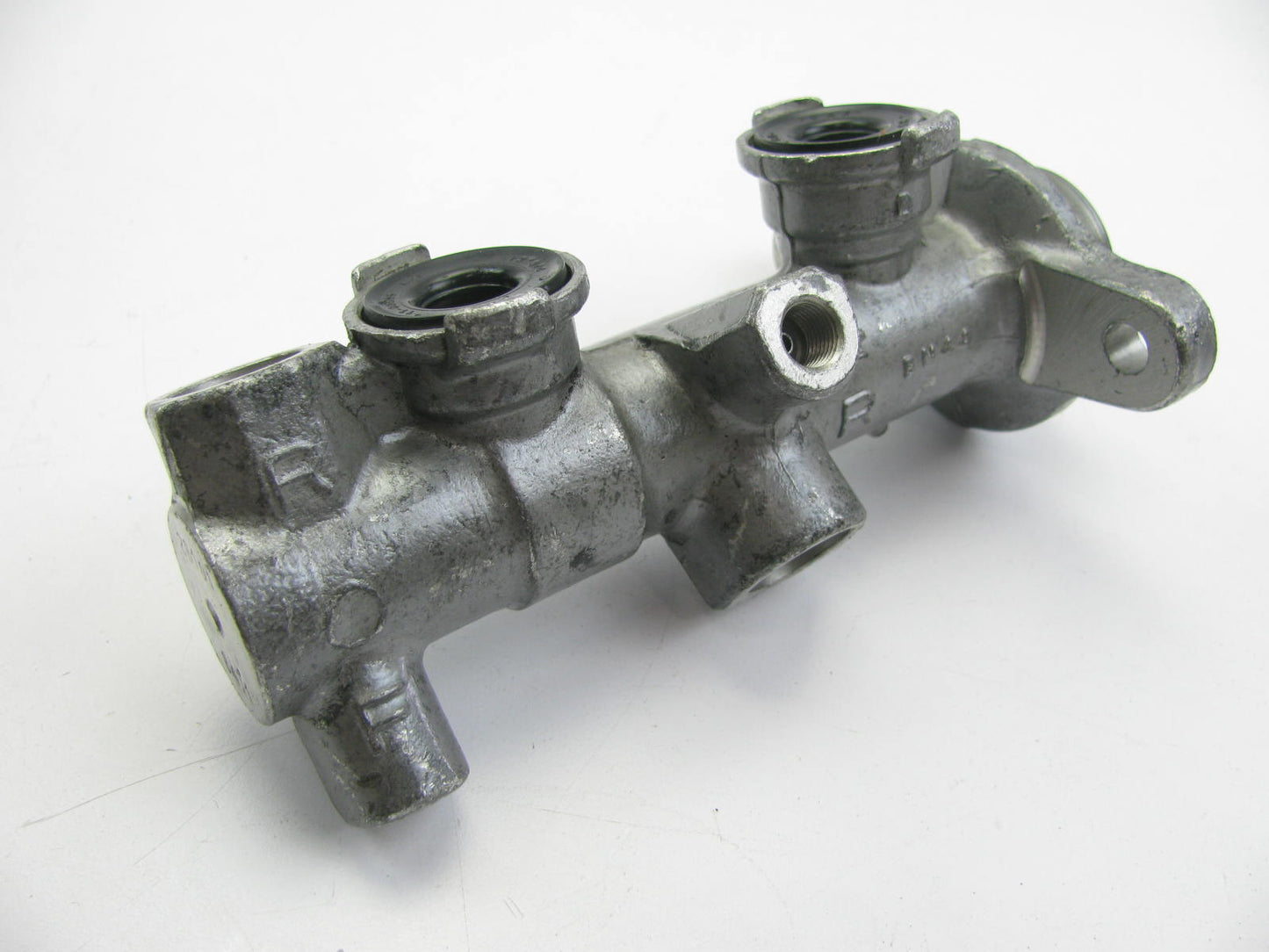 Oem Remanufacturing M52650 Reman Brake Master Cylinder