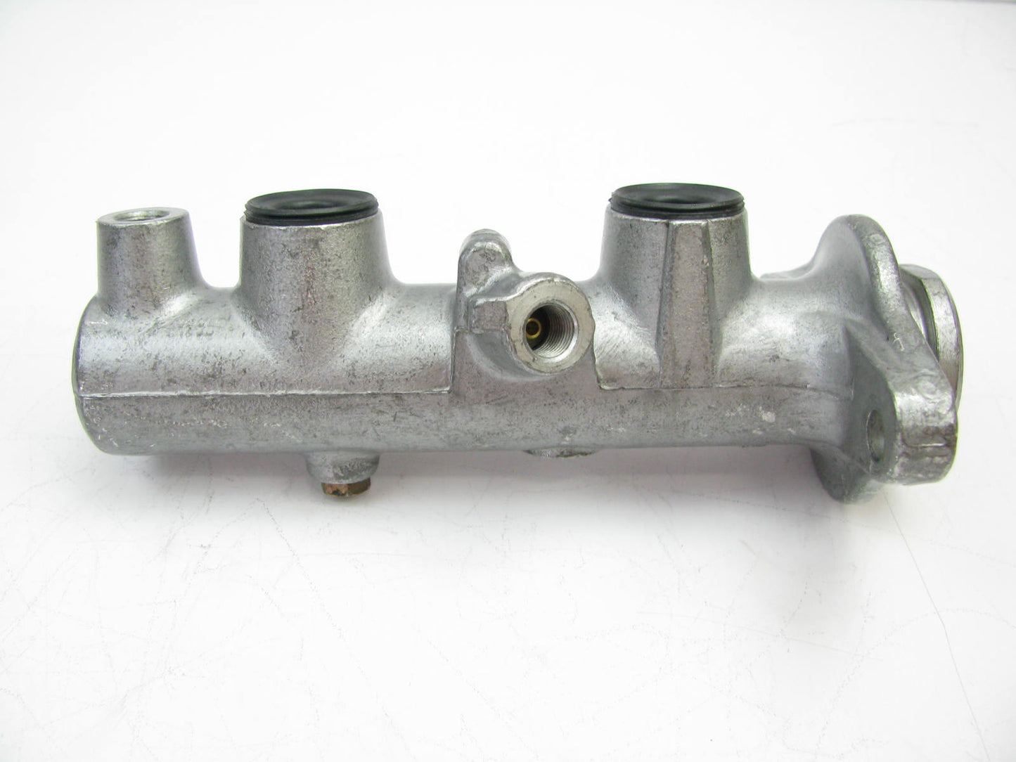 Oem Remanufacturing M52734 Brake Master Cylinder W/ O Reservoir W/ O ABS