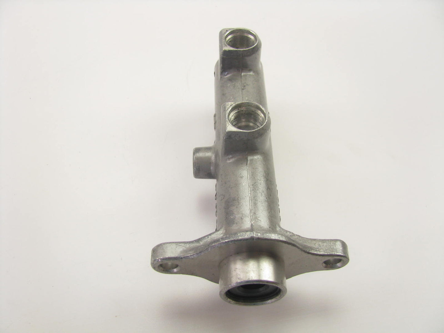 Oem Remanufacturing M55104 Brake Master Cylinder For 1997-99 Tracer 97-03 Escort