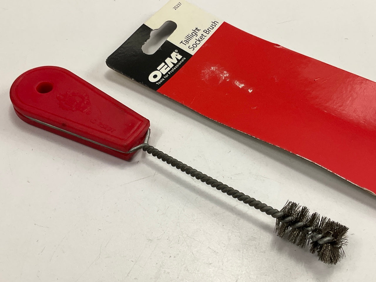 OEM TOOLS 25237 Bulb Socket Brush, Distributor Cap Wire Brush Cleaner