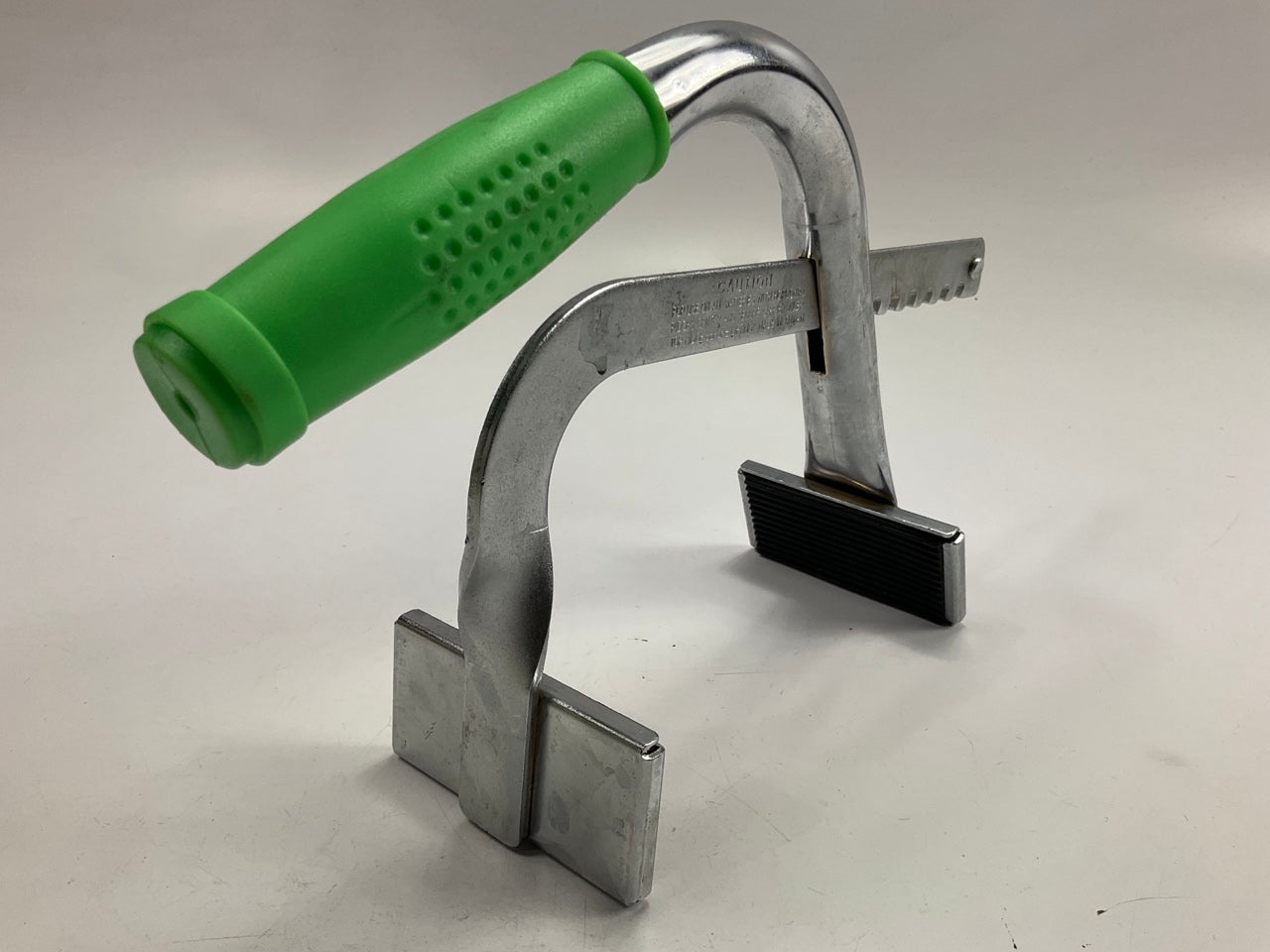 OEM Tools 25283 Battery Carrier Tool, Adjustable From 5'' To 7'', Rubber Pads