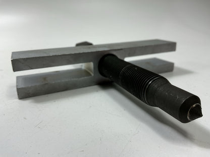 USED #27 - OEM TOOLS 27009 Timing Gear Puller Tool - Pull Timing Gears With Ease