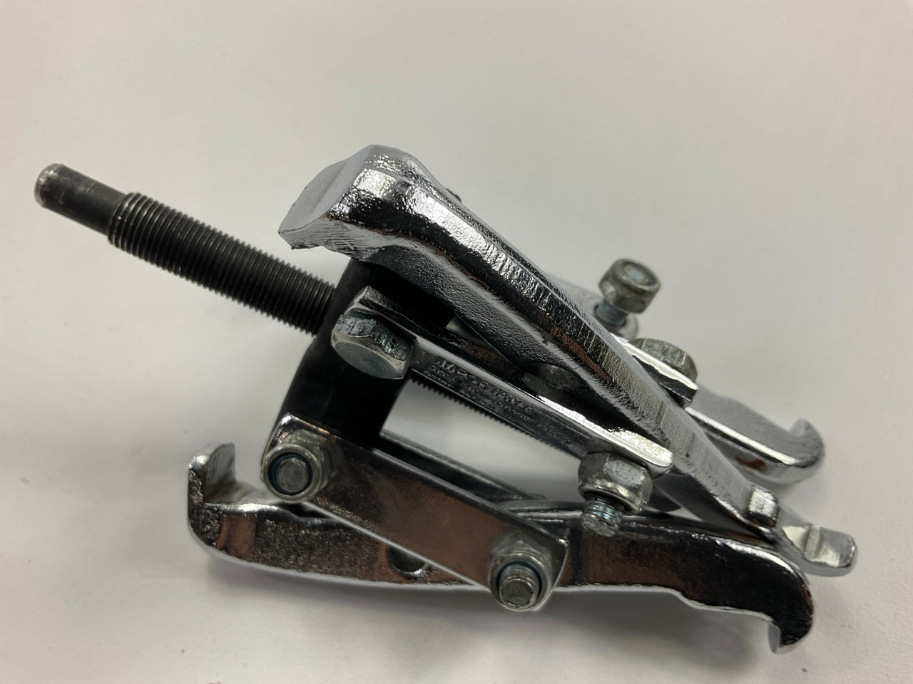 USED #12 - OEM Tools 27011 2-Ton Gear Pulley Puller, 2/3 Jaw, 3-1/4'' Spread