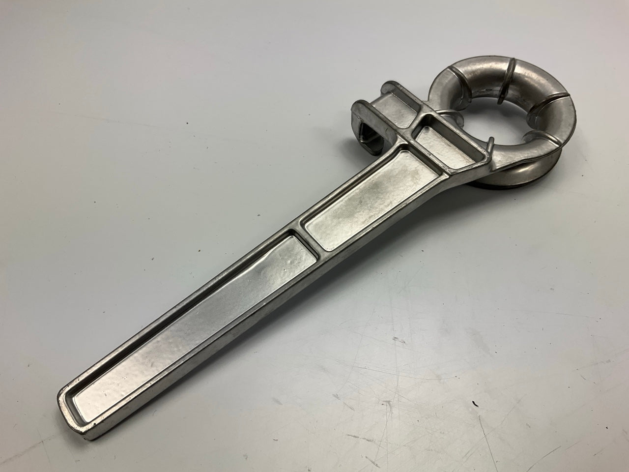 USED #22 - OEM Tools 27013 Tubing Tube Bender For Tubes Up To 1/2'' Diameter