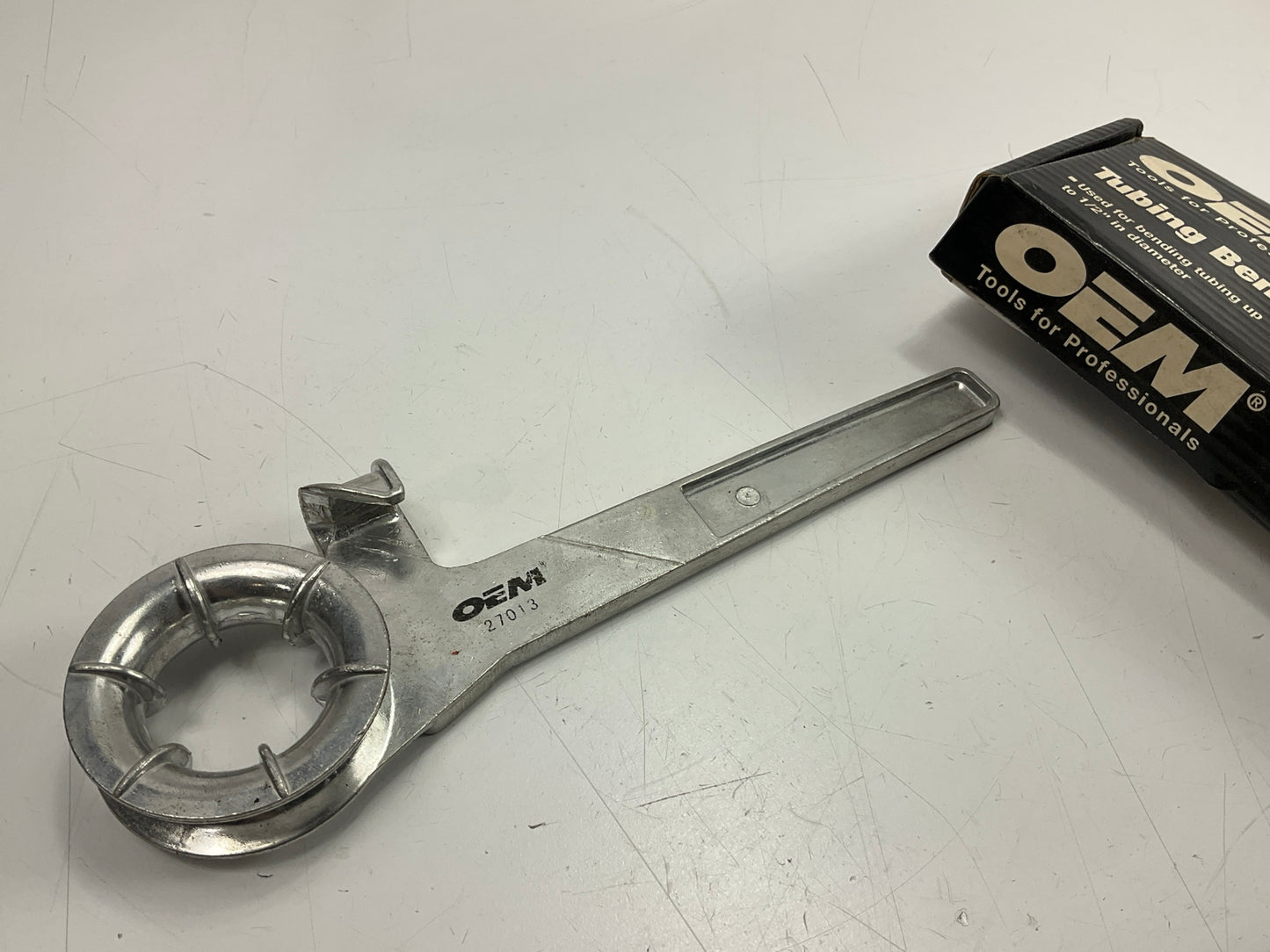 USED #29 - OEM Tools 27013 Tubing Tube Bender For Tubes Up To 1/2'' Diameter