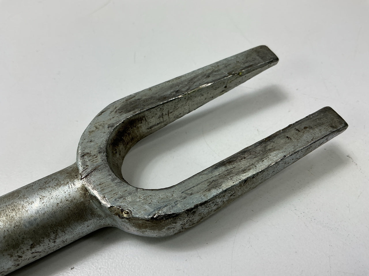 USED #16 - OEM Tools 27021 Pickle Fork Ball Joint Separator 1-1/8/'' Opening, 12''