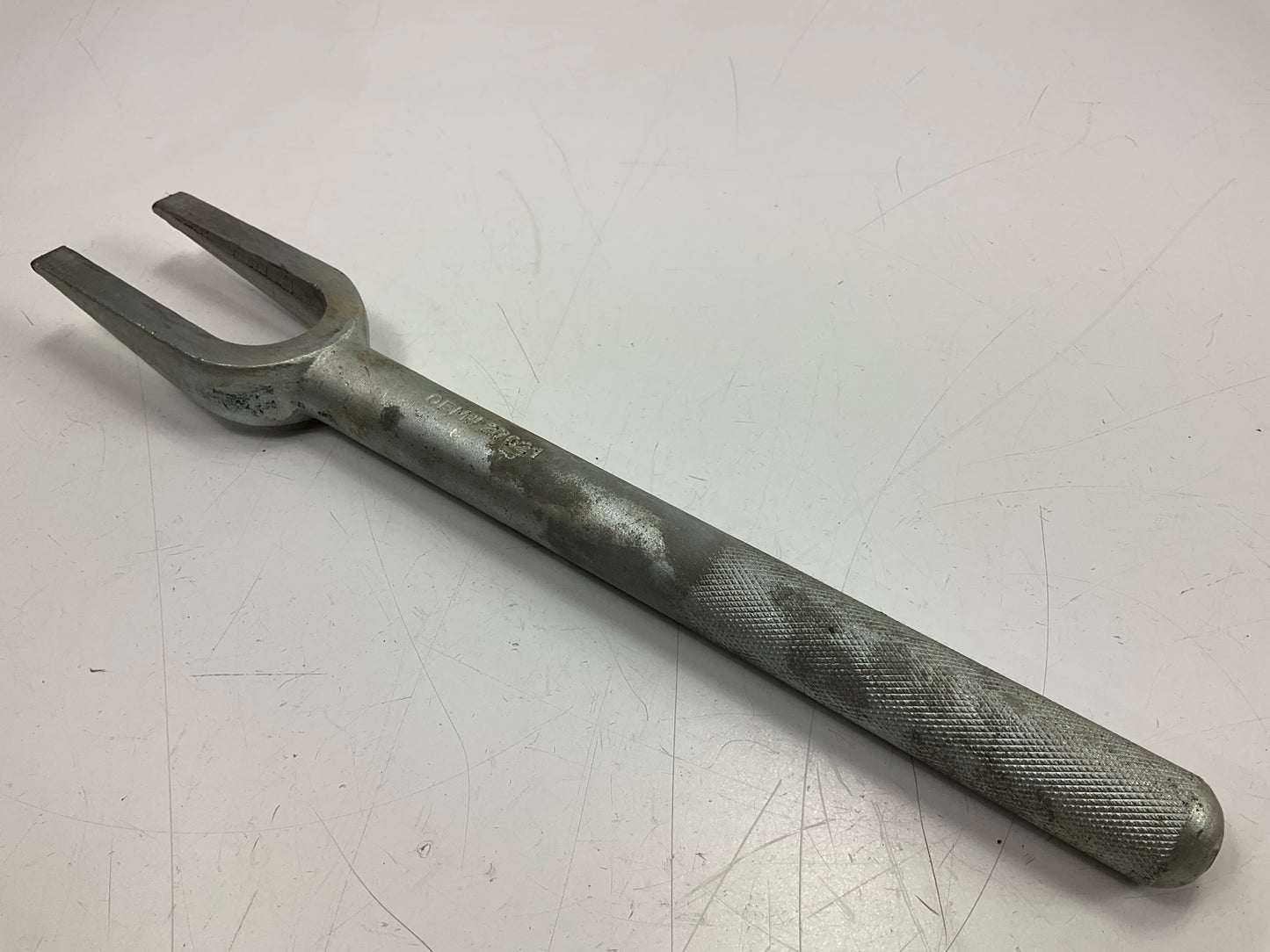 USED #20 OEM Tools 27021 Pickle Fork Ball Joint Separator, 1-1/8/'' Opening, 12''
