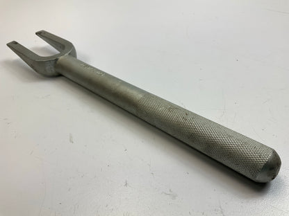USED #22 OEM Tools 27021 Pickle Fork Ball Joint Separator, 1-1/8/'' Opening, 12''
